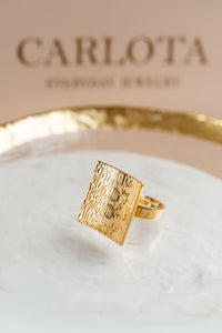 Anillo cuadrado en acero dorado CARLOTA