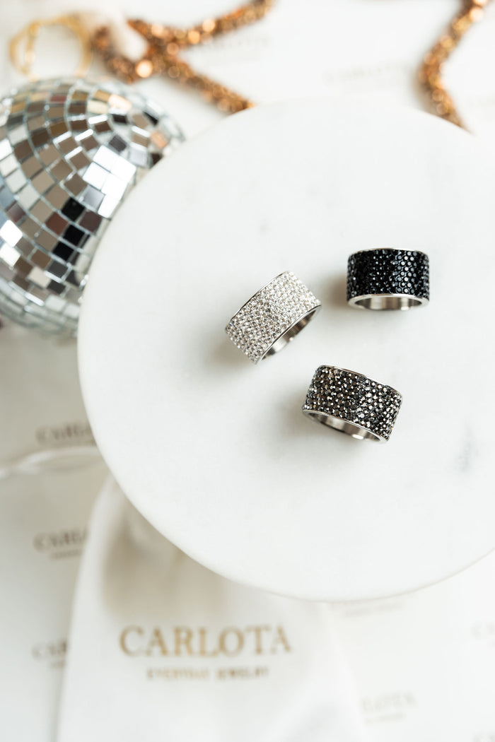 Anillos de acero quirúrgico y brillos CARLOTA