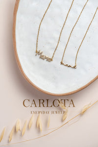 Collar de acero quirúrico dorado Mama CARLOTA