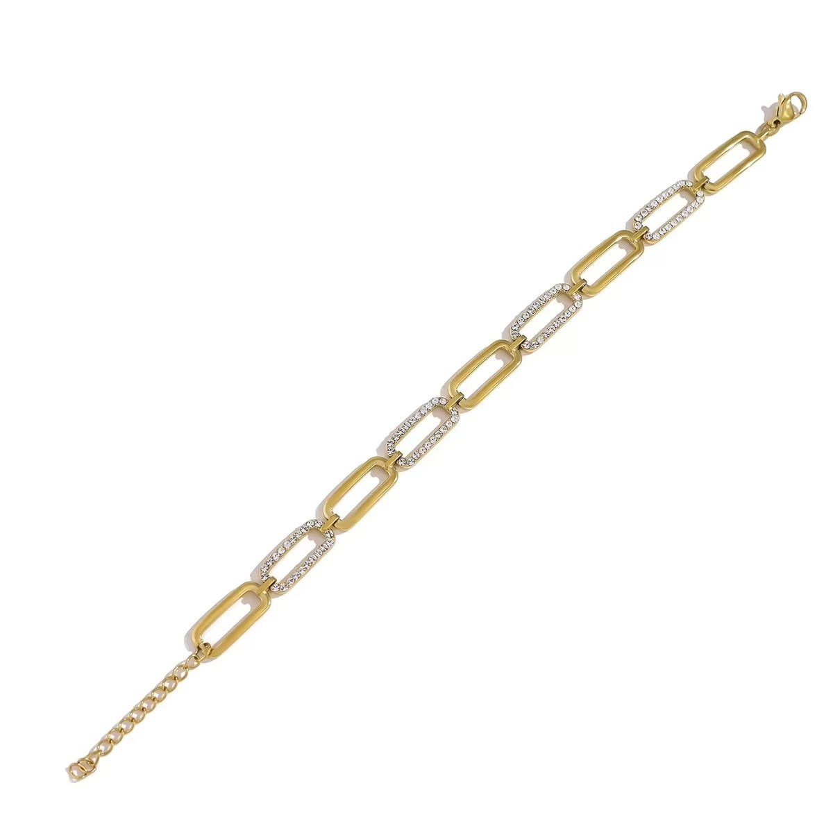 Pulsera dorada con eslabones rectangulares y circonias blancas intercaladas